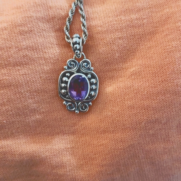 Jewelry - Sterling silver pendant and chain